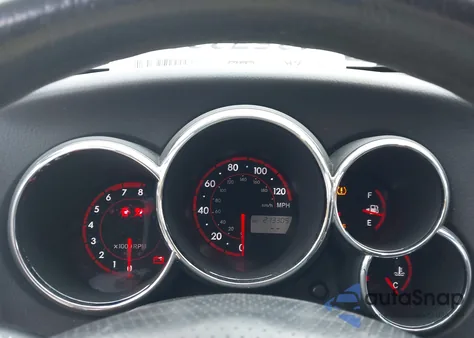 2008 Pontiac Vibe z USA, uszkodzony, nr VIN 5Y2SL65888Z424633